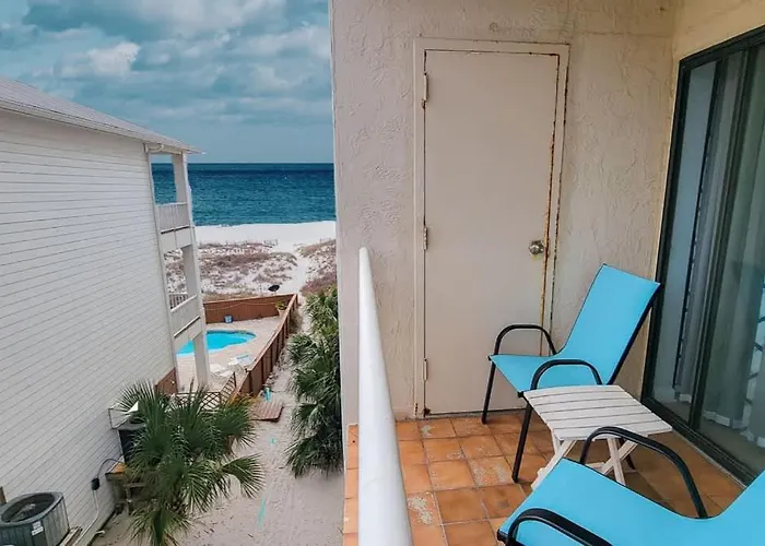 Beachfront Complex Sugar Sleeps 2