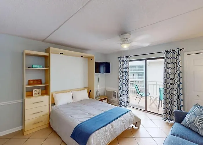 Beachfront Complex Sugar Sleeps 2 Gulf Shores