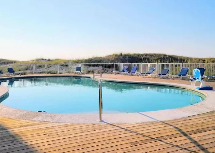 Beachfront Complex Sugar Sleeps 2 Holiday home