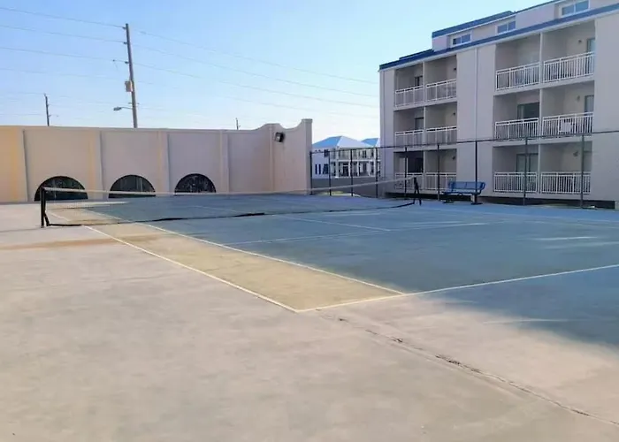 Beachfront Complex Sugar Sleeps 2
